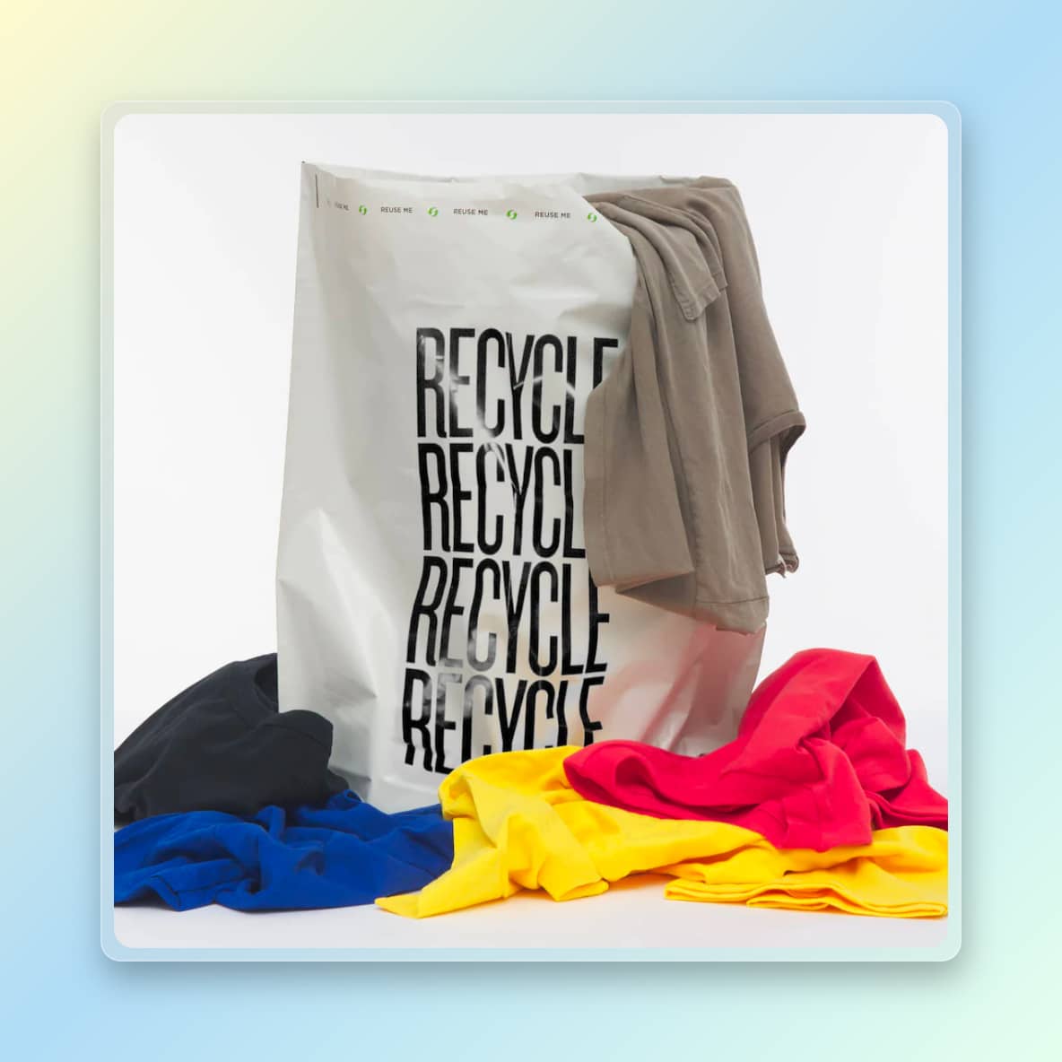 Bag for recycling clothing